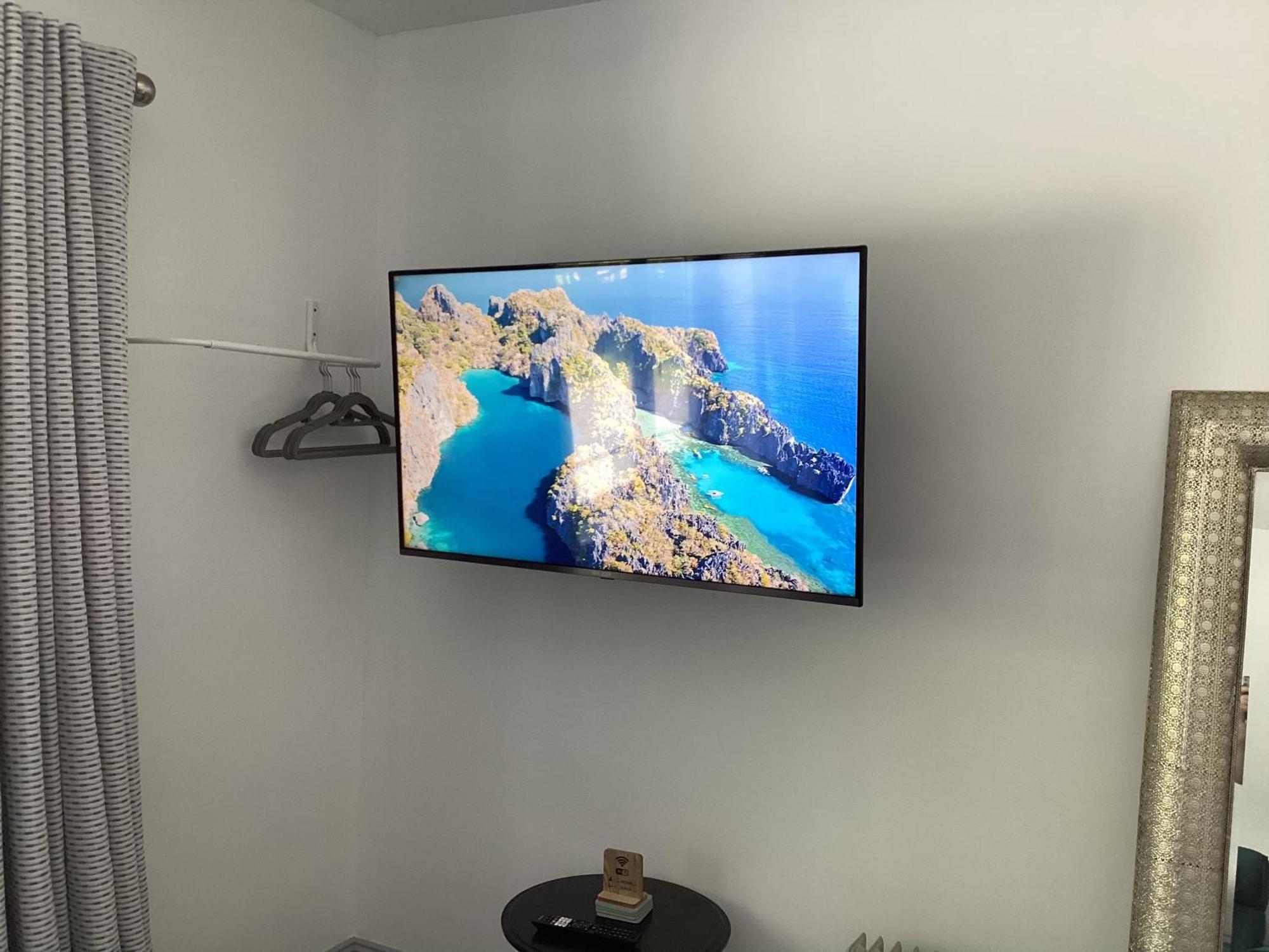 Studio Apartment To Rent มัลลิงการ์ ภายนอก รูปภาพ